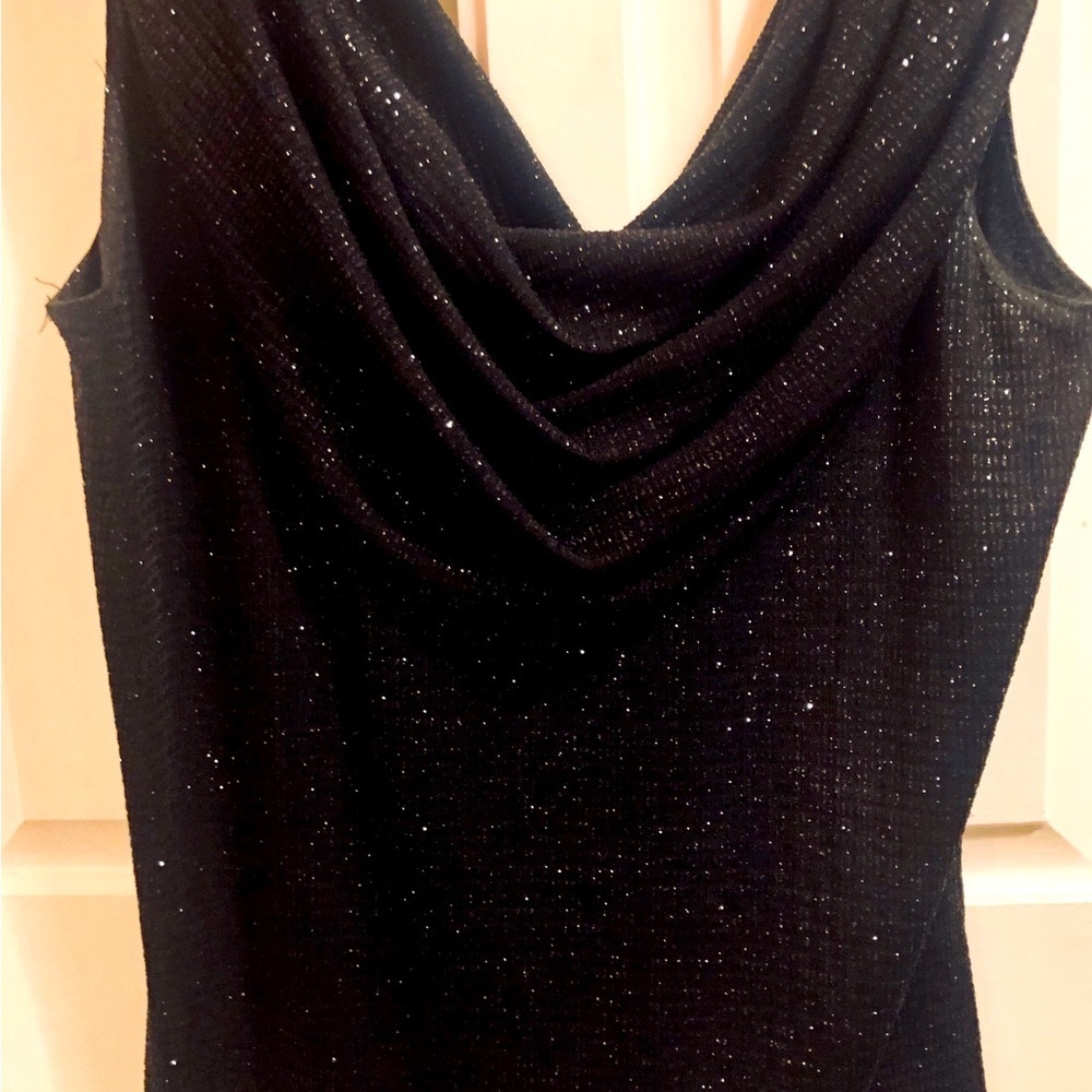 ONYX Nite Classic Med. New without tags. Sleeveless Cowl , Sparkles perfectly.